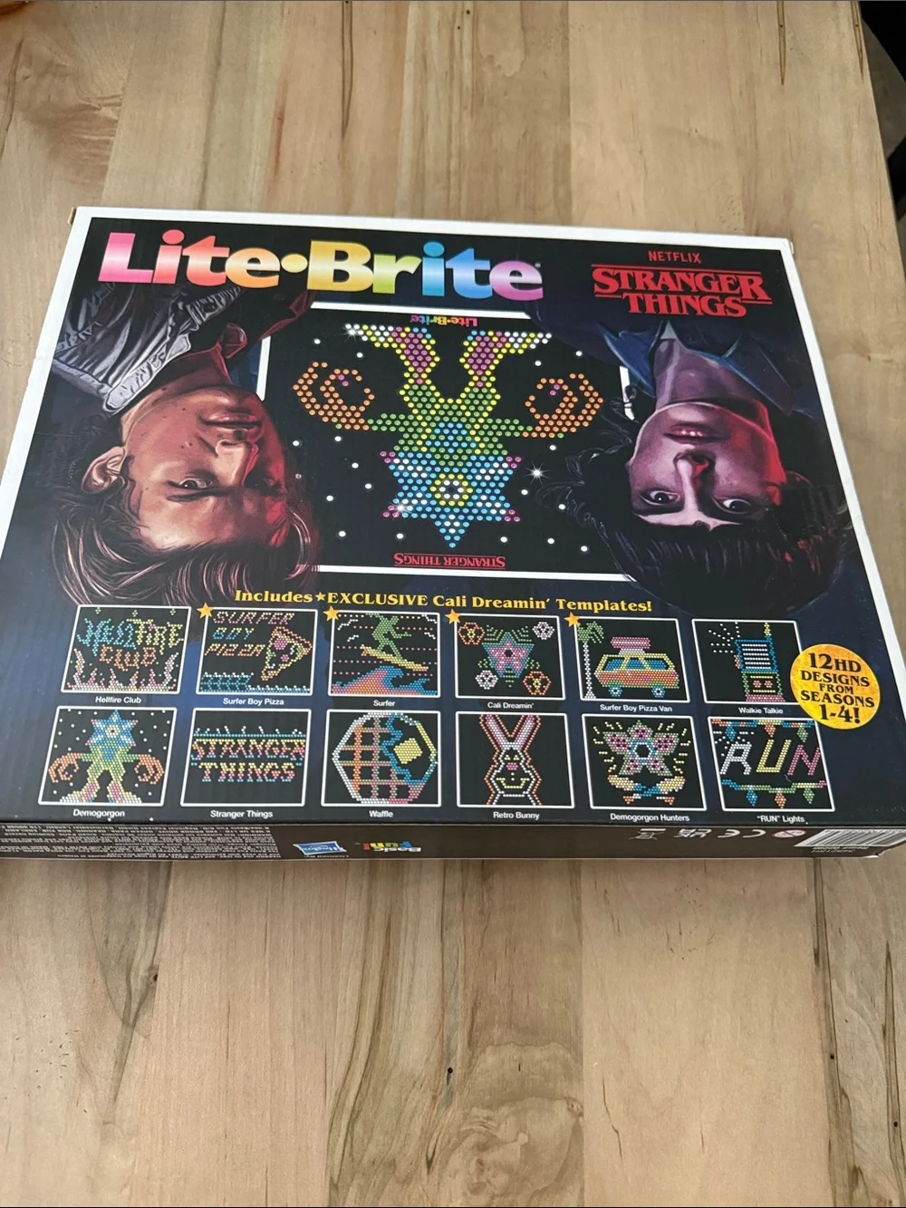 Hasbro Lite-Brite Stranger Things Retro Multi-Color Peg Art Set